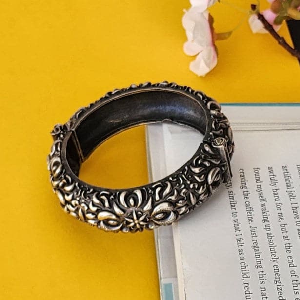 Black Stone Oxidized Cuff Bangle