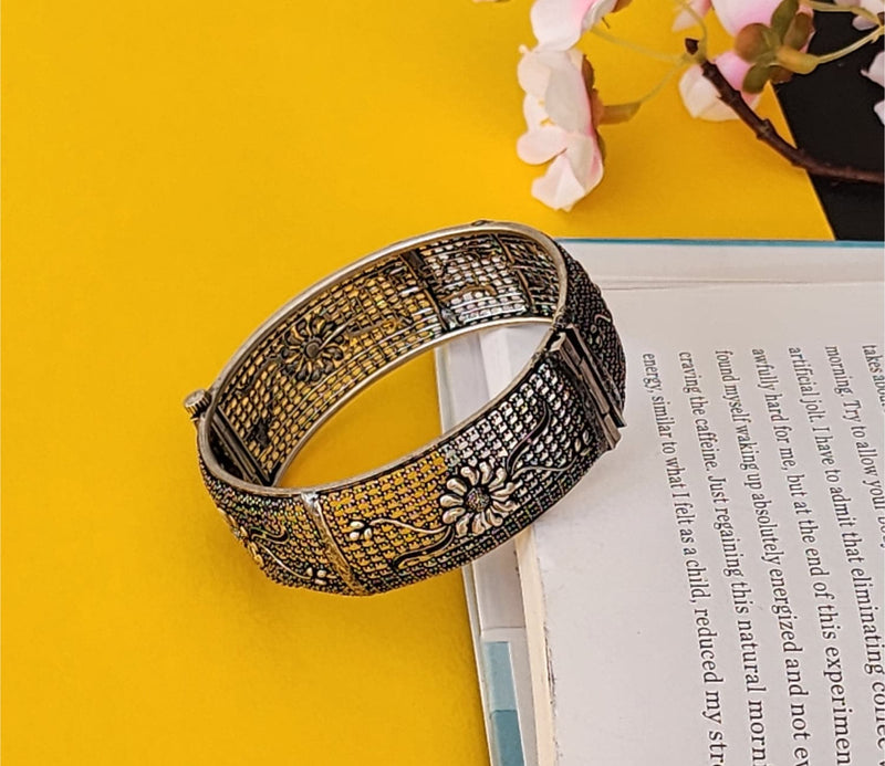 Handmade Brass Oxidized Silver Minimalistic Kada Bangles Party wear