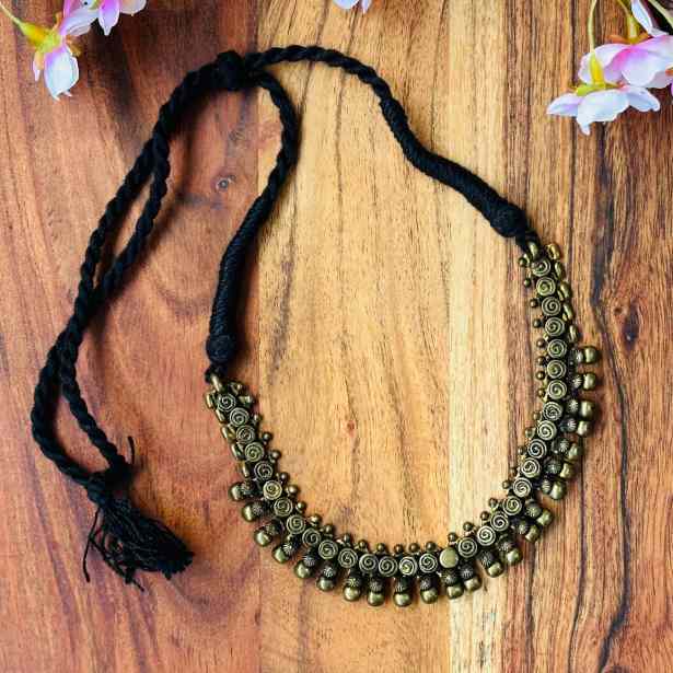 Black Golden Color Choker