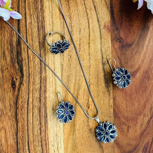 Blue Embedded Stone Necklace Set